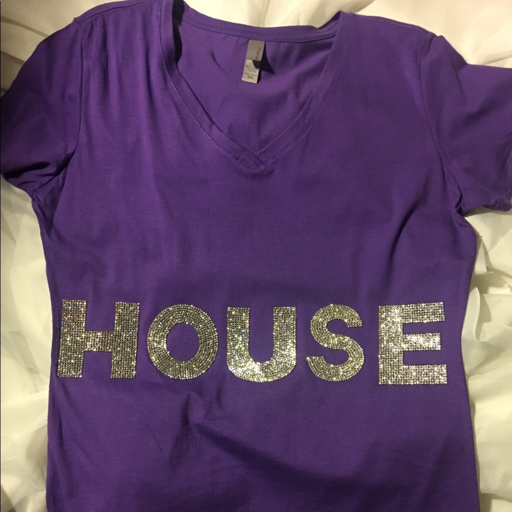 House bling tee